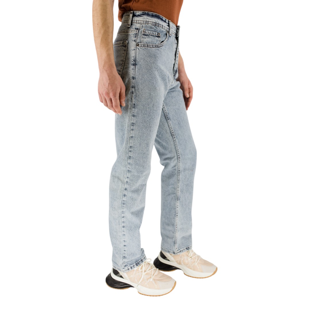 STRAIGHT LEG LIGHT-WASH DENIM - Image 3
