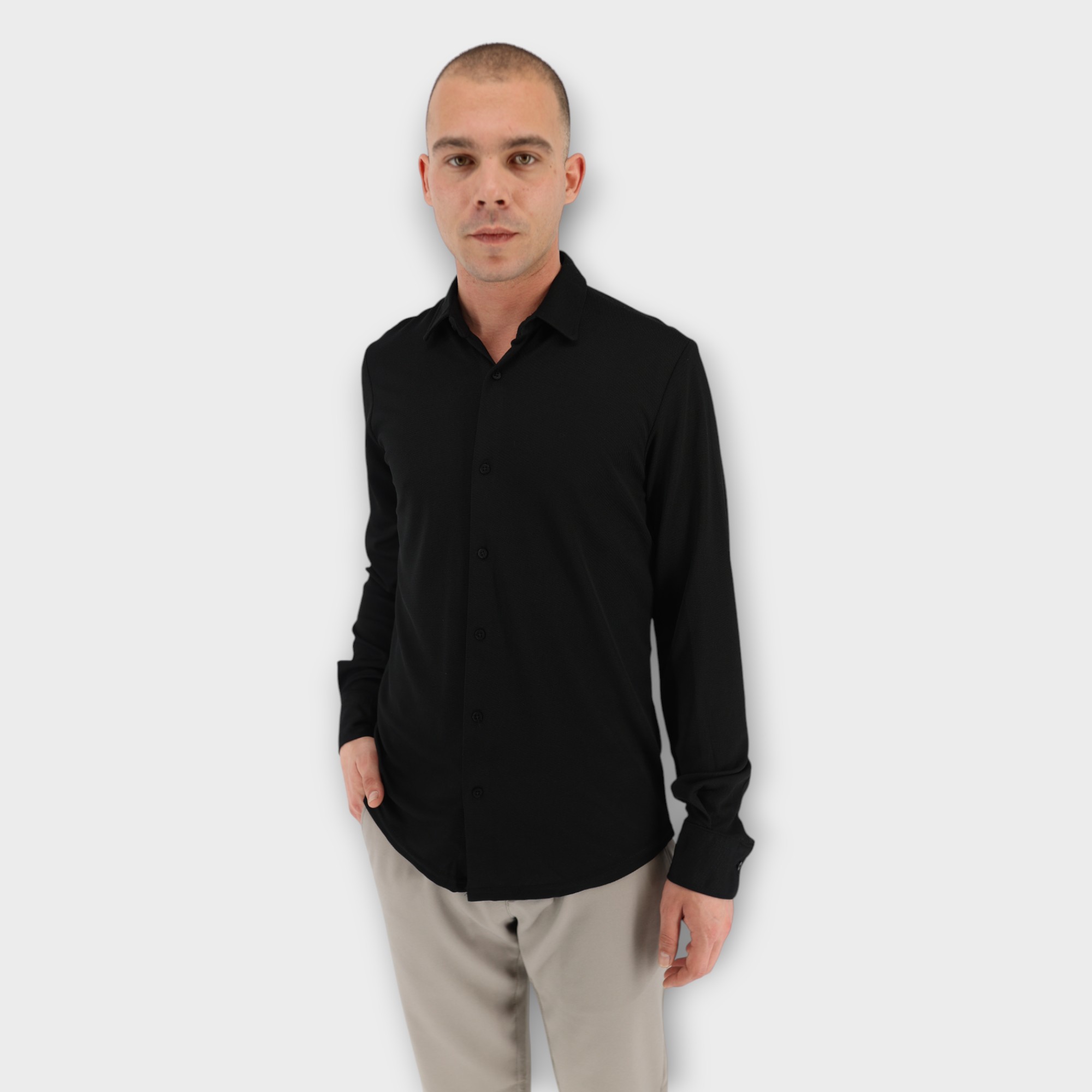 REGULAR SHIRT - BLACK